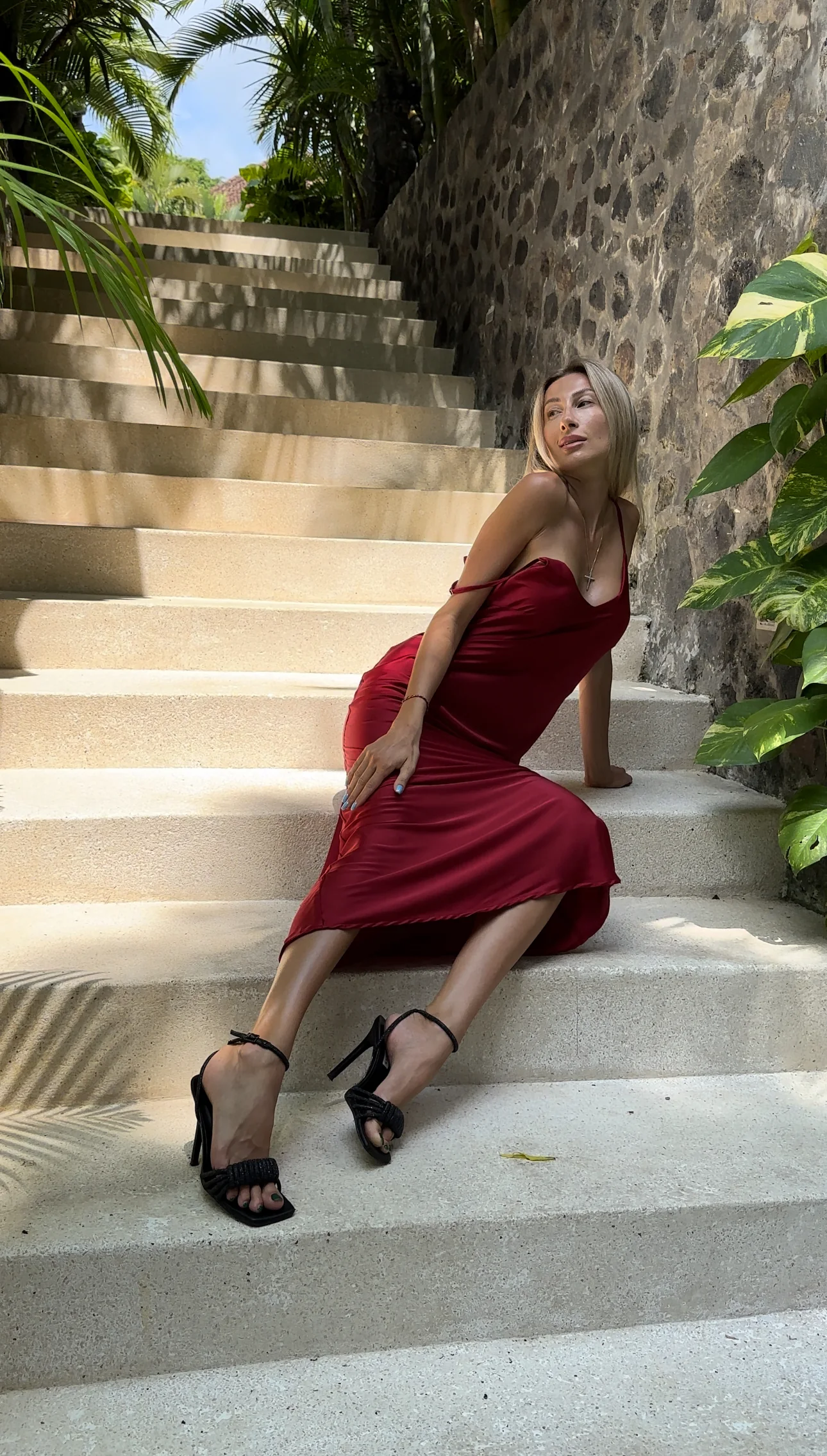 EVENING FLOW SILK MAXI DRESS